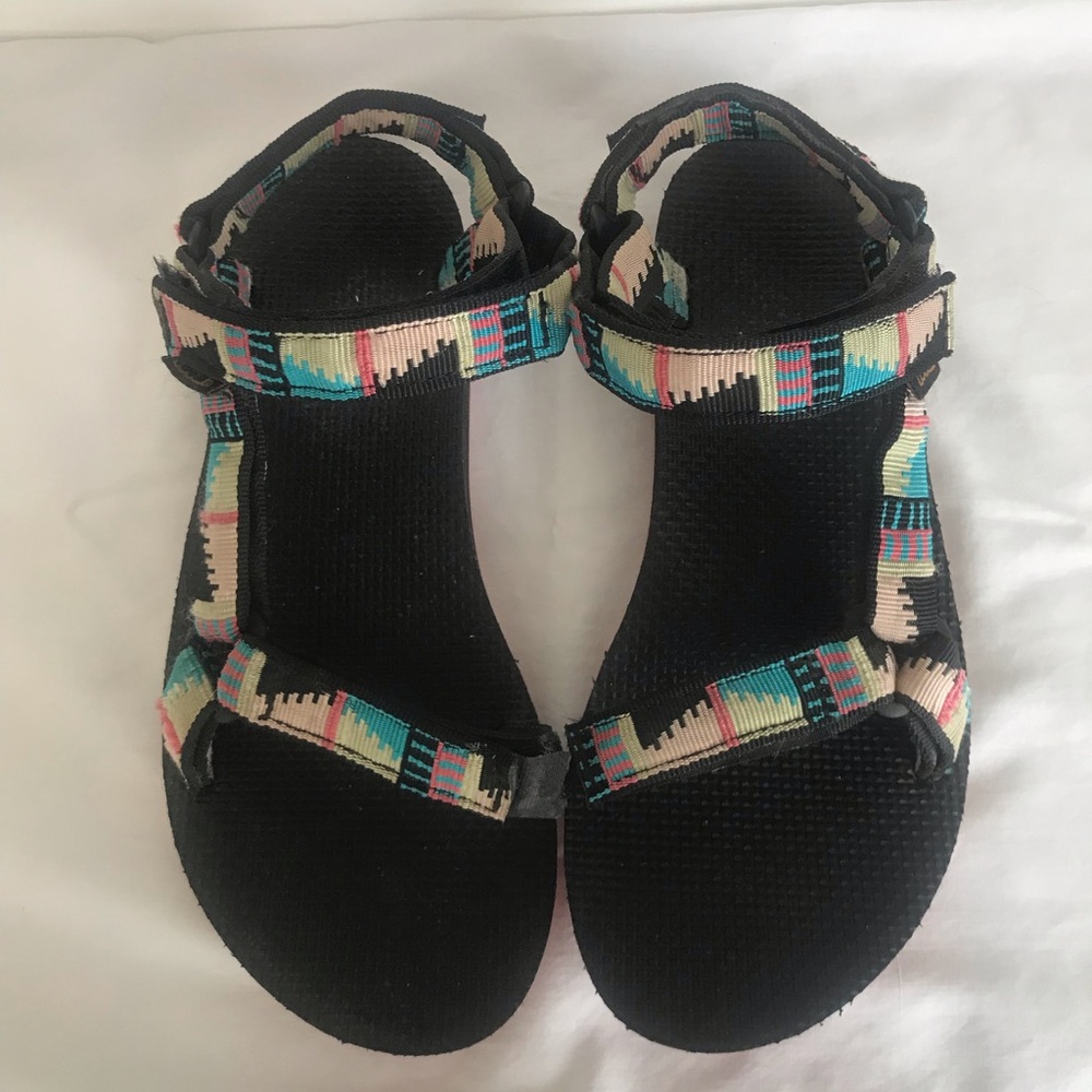 Teva Women’s Sandals Size 9